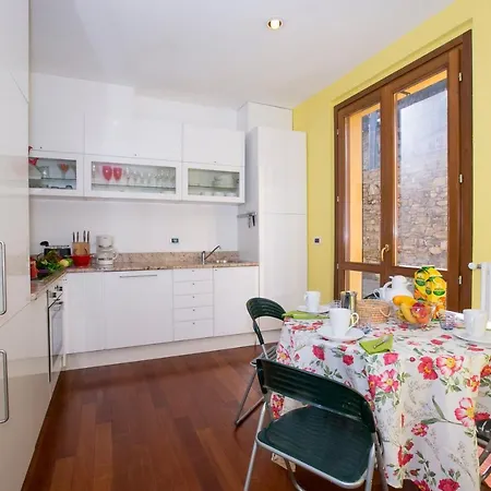 Residenza Regina דירה לאליו
