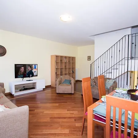 Residenza Regina * לאליו